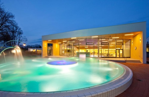 Bad Radkersburg Hotel | Relax at Vitalhotel der Parktherme with Spa & Ocean Views