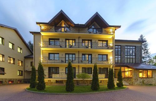 Zhdeniyevo Hotel | Discover VitaPark Carpaty: Pet-Friendly Retreat with Spa