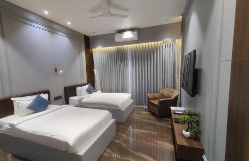 Moti Khavdi Hotel | Delightful VITS Jamnagar: Oceanfront Bliss Awaits You