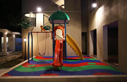 Khatri Park Housing Society Hotel | Relax at Sukkur Bhavan's SB Resorts & Lawns with Pool Access