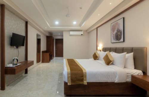 Gote Hotel | Elegant VITS-Satyajit in Karad: Pool, Spa & Family Fun