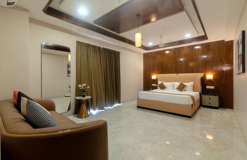 Gote Hotel | Discover VITS Stayajeet Karad: Family-Friendly Retreat