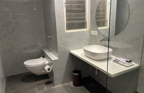 Gote Hotel | Discover VITS Stayajeet Karad: Family-Friendly Retreat