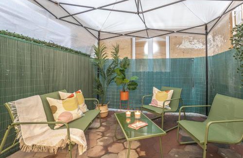 Esquilino House | Family-Friendly Vittoria Garden Suites with Kitchen Access