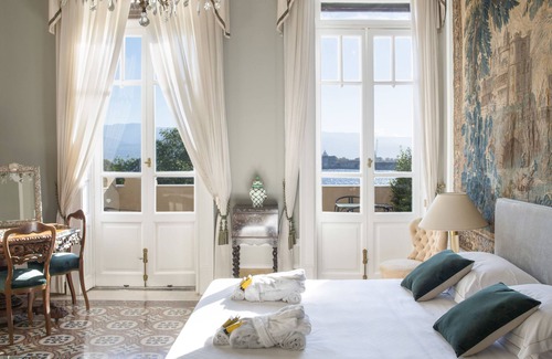 Province of Messina Bed & Breakfast | Exceptional Vittoria: Breakfast & Family-Friendly Retreat