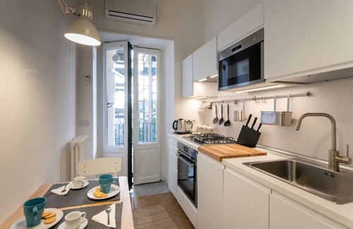 Catania City Centre Apartment | VITTORIO EMANUELE HOUSE: Guest Rated 9.4 with Breakfast & More