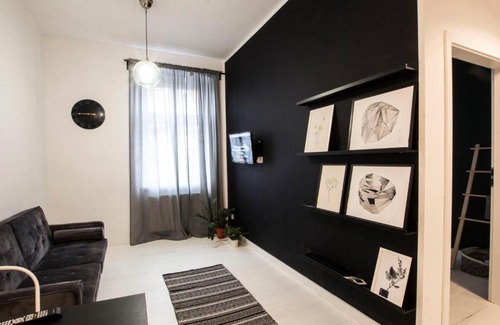 Srodmiescie Apartment | Explore Family-Friendly Comfort at Viva la Wrocław Sienkiewicza