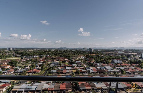 Kuching Apartment | Explore Vivacity Megamall Serviced Apartments with Pool Access
