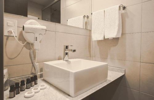 Punta Carretas Hotel | Elegant Vivaldi Hotel Loft with Pool & Hot Tub Access