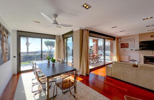Caldes d'Estrac Villa | Discover Vivalidays Villa Amatista: Oceanfront Family Retreat
