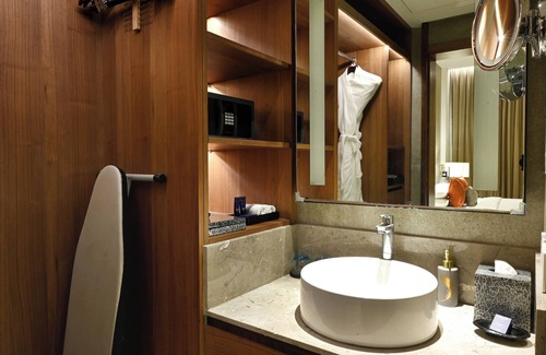 Kolkata Hotel | Discover Vivanta Kolkata EM Bypass: 4-Star Comfort Awaits