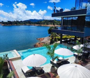 El Penol Resort | Paradise Awaits at Vivanti Resort - Rated 9.3/10!