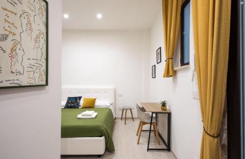 Bitonto Bed & Breakfast | Discover Vivarum B&B: Pet-Friendly Retreat with Hot Tub