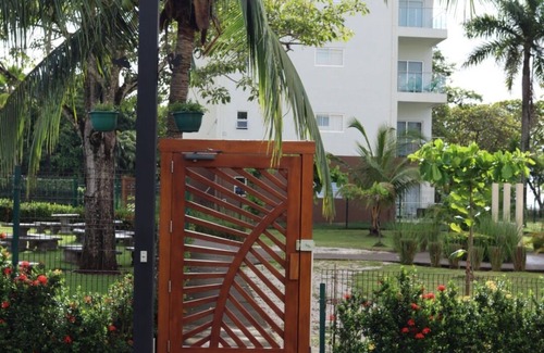 Canton Quepos Apartment | Experience Serenity by the Sea: Pool, Spa & Surf Await
