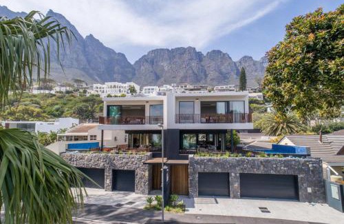 Camps Bay Apartment | Vive Two by Bliss Collection