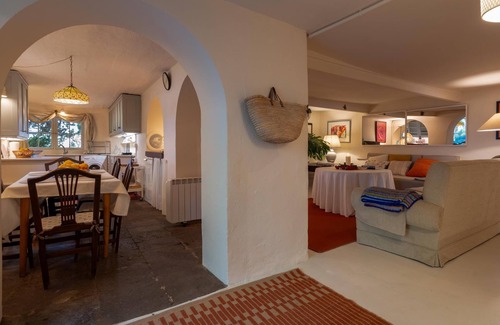 Santa Brigida Villa | Vintage Home in Santa Brígida: Spa & Family-Friendly Amenities