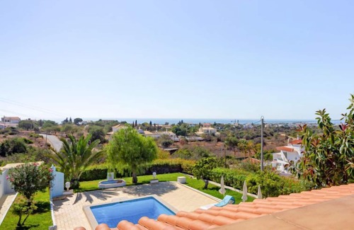 Cerro de Aguia House | Relax at Vivenda Deolinda: Oceanfront Bliss Awaits You