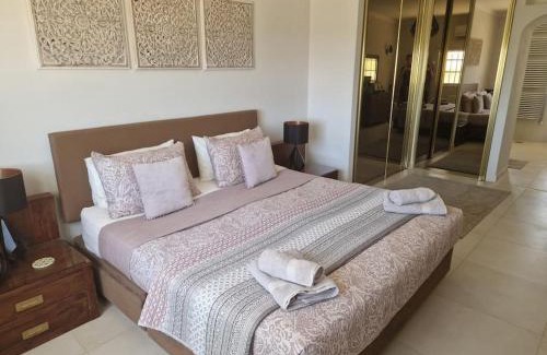 Silves Villa | Experience Vivenda Sabrina: Oceanfront Bliss & Family Fun