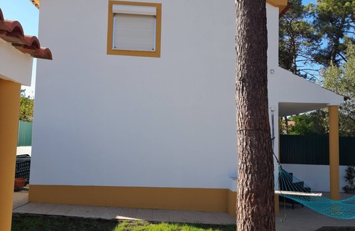 Charneca de Caparica e Sobreda House | Oceanfront Vivenda Unifamiliar - Guest Rated 9.8/10