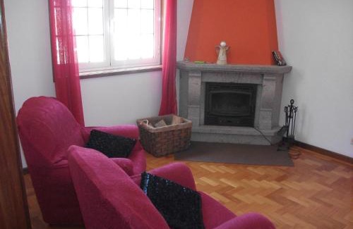 Santa Maria da Feira House | Family-Friendly Stay at Vivendas Alves Pinho - Rated 9.1