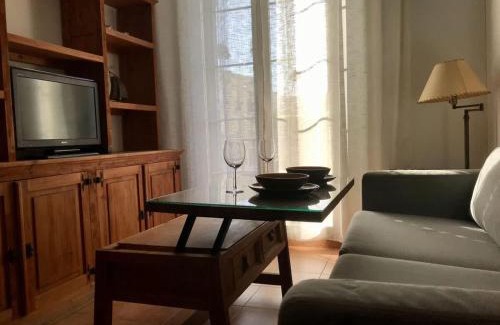 Perchel Norte Apartment | Cozy Apartment in Central Málaga - Guest Rated 9.1/10