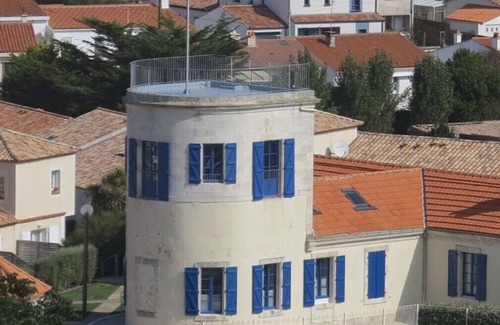 Les Sables d'Olonne Villa | Experience Ocean Views in a Historic Semaphore Hotel