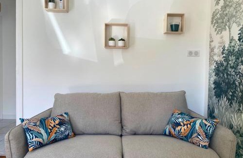 Chalons-en-Champagne Apartment | Modern Comfort for 4 with Child-Friendly Amenities