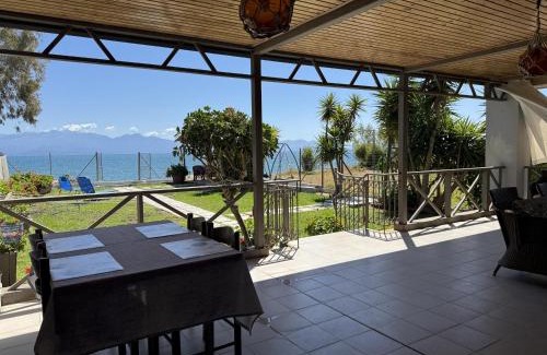 Agios Andreas Apartment | Experience Vivi: 4-Star Family-Friendly Getaway Awaits