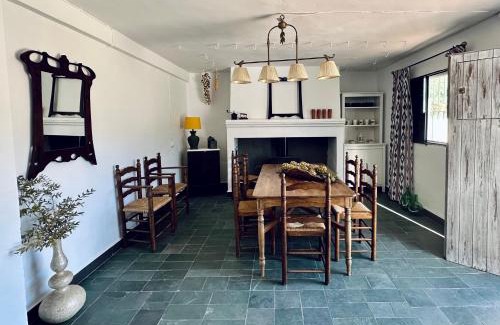 Calabazares House | Discover VIVIENDA RURAL LOS OJALVOS: Pet Friendly Retreat
