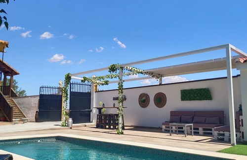 Cogollos de Guadix House | Relax at Vivienda Turistica "El Coberteras" with Pool & BBQ