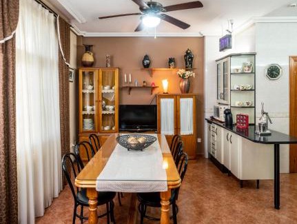 Baeza House | Discover Vivienda Turística Rural Mari Carmen: Pet-Friendly Escape