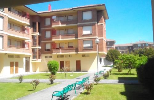 Villarcayo Apartment | Family-Friendly Vivienda with WiFi and High Guest Rating