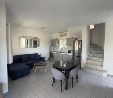 Kalyves Polygyrou House | VK Beach House