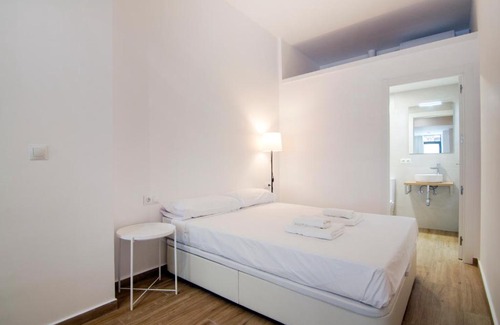 Montolivet Apartment | Quality Stay at VLC Host - Gulliver Riverside for Families