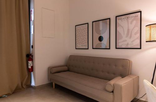 Montolivet Apartment | Family-Friendly VLC Host - Zapadores: A 4-Star Retreat