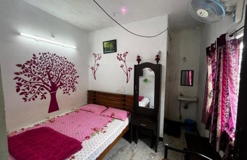 Valparai House | Budget-Friendly VLP Home Stays with Pet and Child Amenities