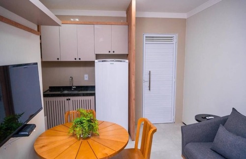 Camocim Apartment | Exceptional VM Flat Residence: Family-Friendly with Kitchen