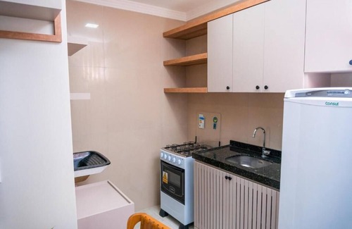 Camocim Apartment | Exceptional VM Flat Residence: Family-Friendly with Kitchen