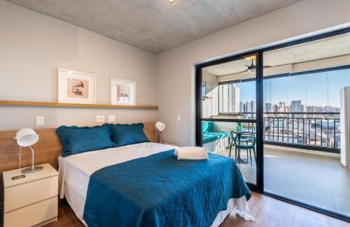 Bom Retiro Apartment | Inviting VO13 Apartment with Pool in Bom Retiro