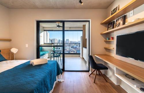 Bom Retiro Apartment | Inviting VO13 Apartment with Pool in Bom Retiro