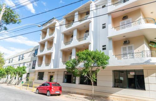 Caxambu Hotel | Relaxing VOA Hotel União with Ocean View and Pool Access