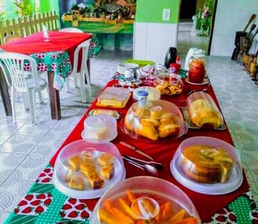 Parque Jacaraipe Hotel | Top-Rated VOA Pousada Dos Jasmins with Pool & Breakfast
