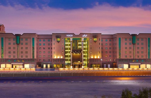 Al Khobar Hotel | Elegant voco Al Khobar: 5-Star Oceanfront Escape