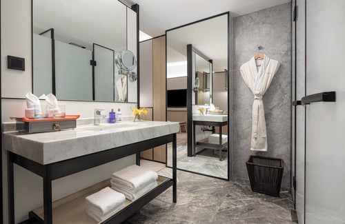 Changsha County Hotel | Top-Rated voco Changsha Airport with Family-Friendly Amenities