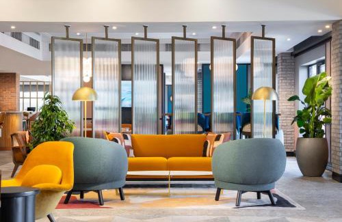 Titchfield Hotel | Relax at Holiday Inn Fareham Solent, an IHG Hotel