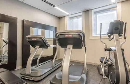 Downtown Memphis Hotel | Enjoy Comfort at Hotel Napoleon Memphis - Pet Friendly Stay