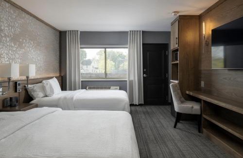 Downtown Niagara Falls Hotel | Elevate Your Stay at voco - The Cadence, an IHG Hotel