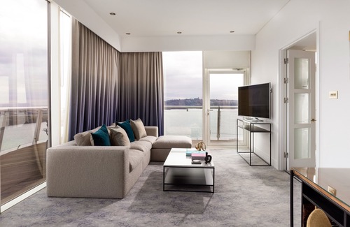 Butetown Hotel | Discover voco St David's Cardiff: A 5-Star Getaway