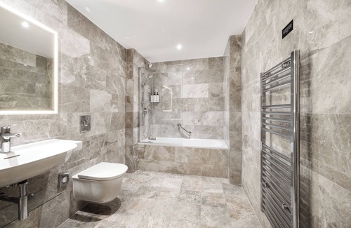 Folkestone Hotel | Top-Rated Best Western Clifton Hotel with Family-Friendly Amenities