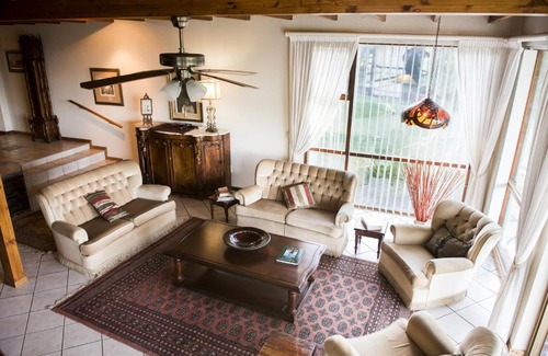 Albertinia House | Discover Voelroepersfontein: 9/10 Guest Rated Retreat